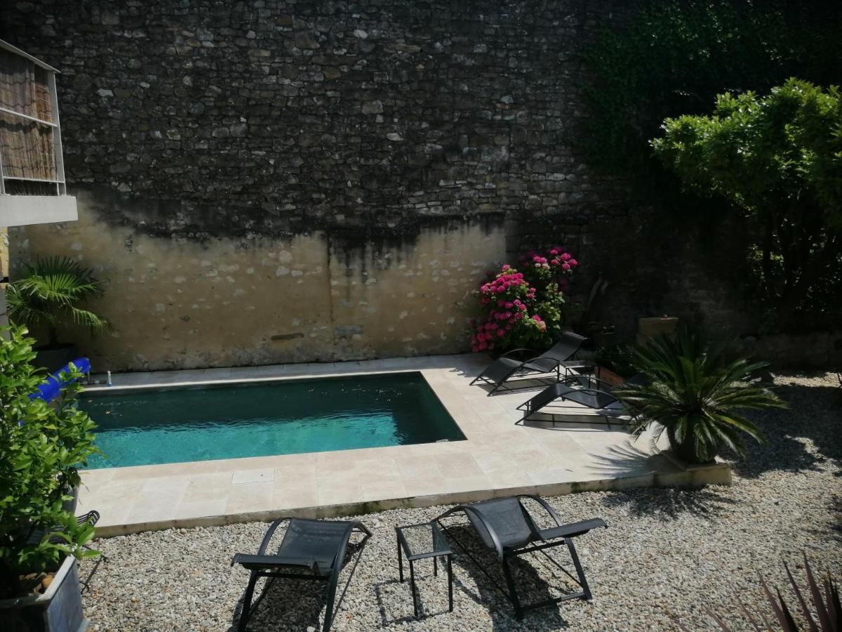 Gite D'Emeline Bourdic Exterior photo